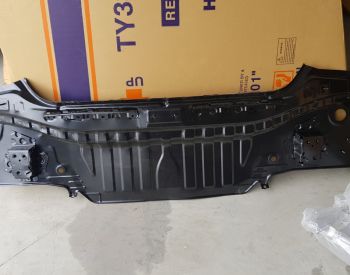 უკანა პანელი (ორიგინალი)